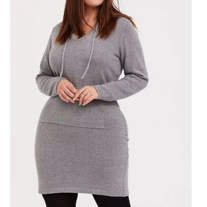 🆕️ Torrid Hooded Grey Sweater Dress